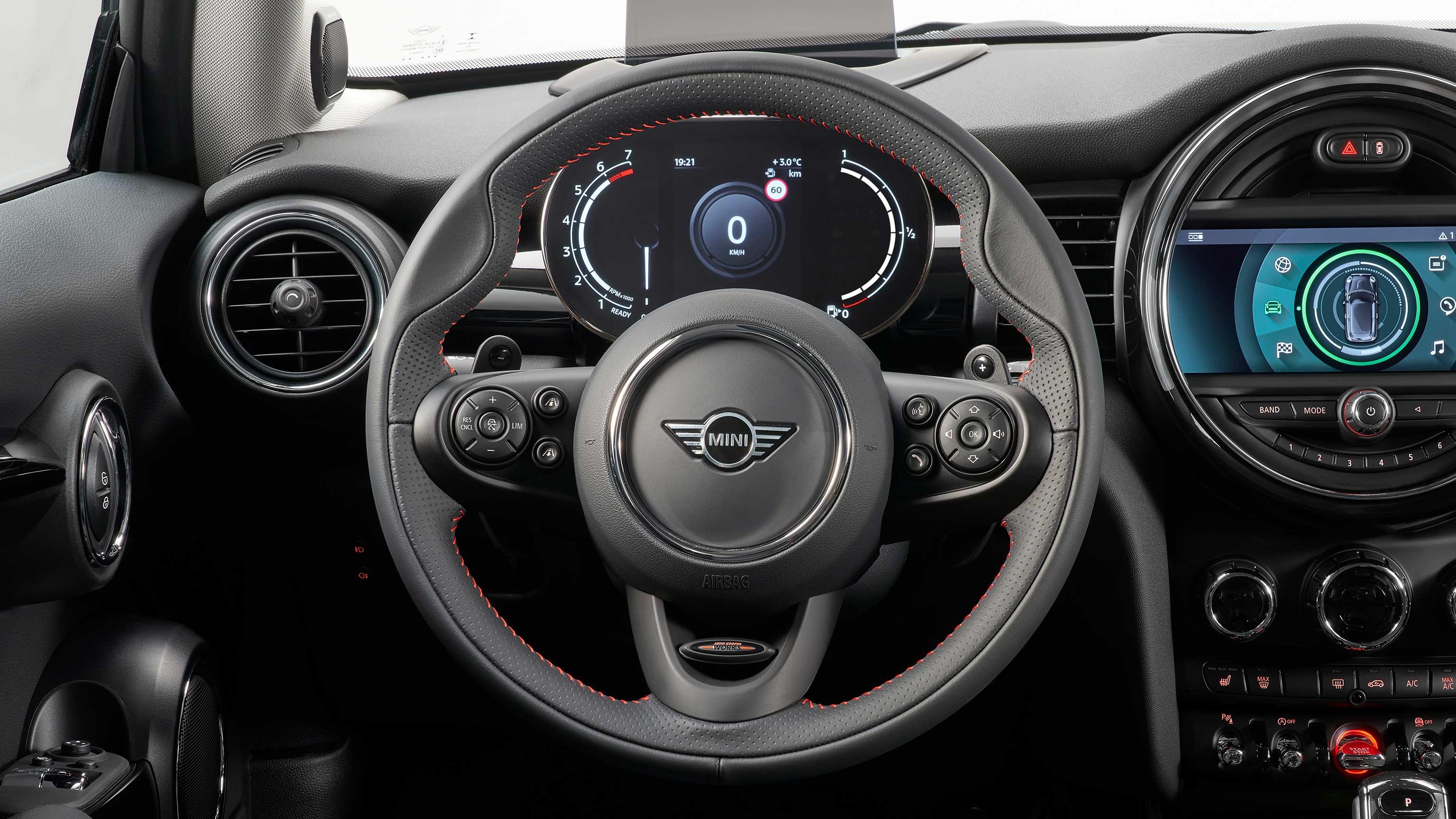 MINI ROSEWOOD EDITION – PIANO BLACK INTERIOR SURFACE